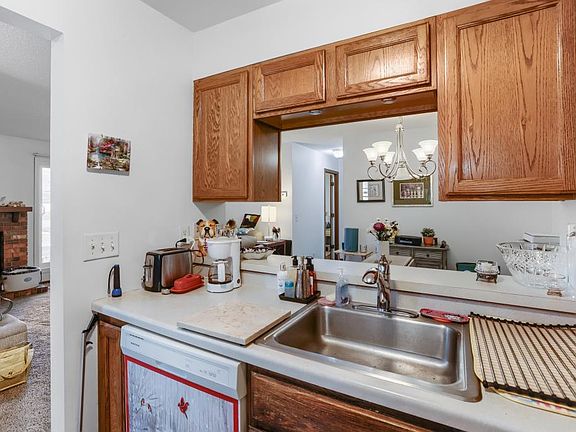 3rd image of 2058 Pathways Dr #9