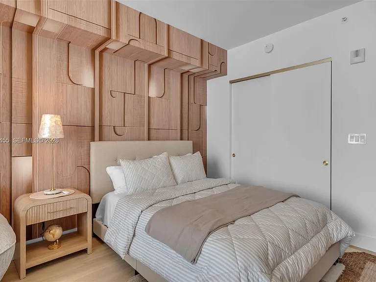 90 NE 32nd St #620 — Photo 4