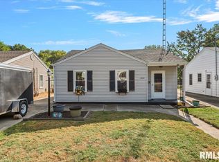 2024 N 19th St, Springfield, IL 62702