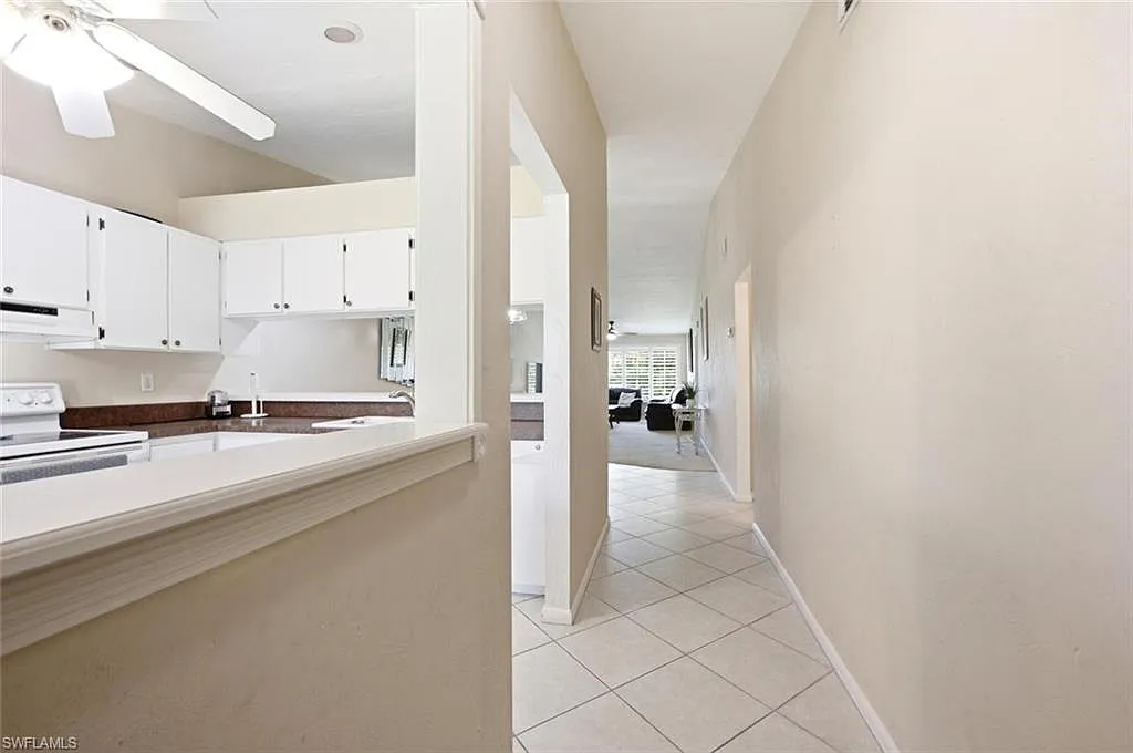 2 bed, 2.0 bath, 1246 sqft, $1,900 — Photo 3