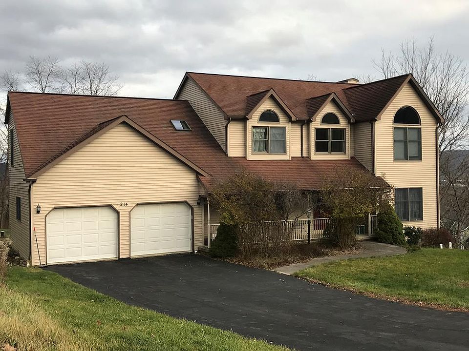 1st image of 214 Lancelot Dr
