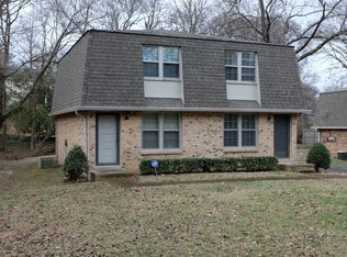 2828 Valley Rd, Nashville, TN 37215