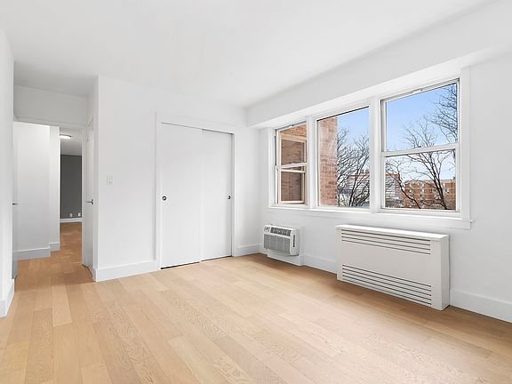4th image of 620 Lenox Ave #P5