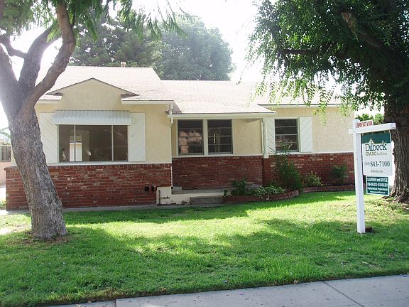 Exterior of 428 Stanford Road