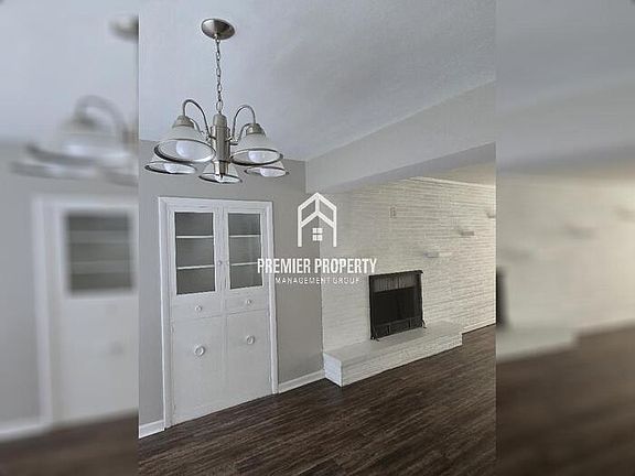 3rd image of 3470 Lindscott Ave