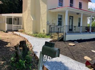 2096 Engle Switch Rd, Harpers Ferry, WV 25425