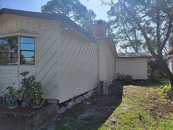 2nd image of 145 Orchid Ln