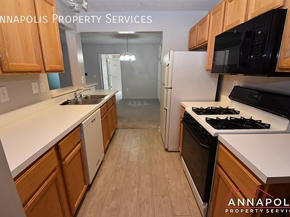 3rd image of 601 Burtons Cove Way Unit 2