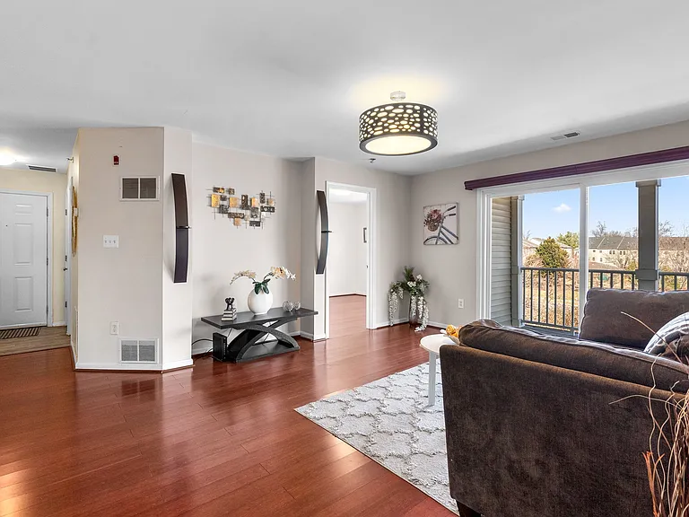 13304 Kilmarnock Way #A — Photo 5