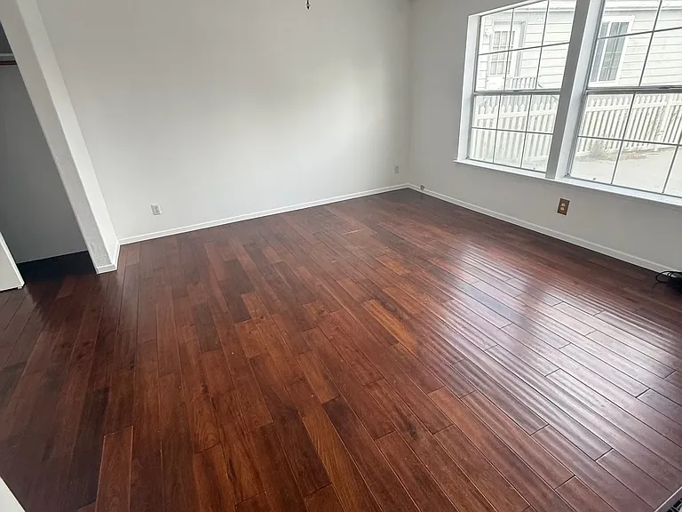 107 Tawnya Cir — Photo 7