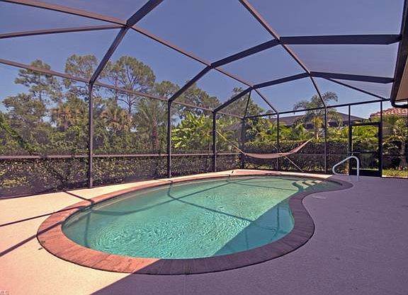 4th image of 8116 Piedmont Dr