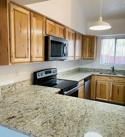 5608 E 26th St #1 — Photo 3