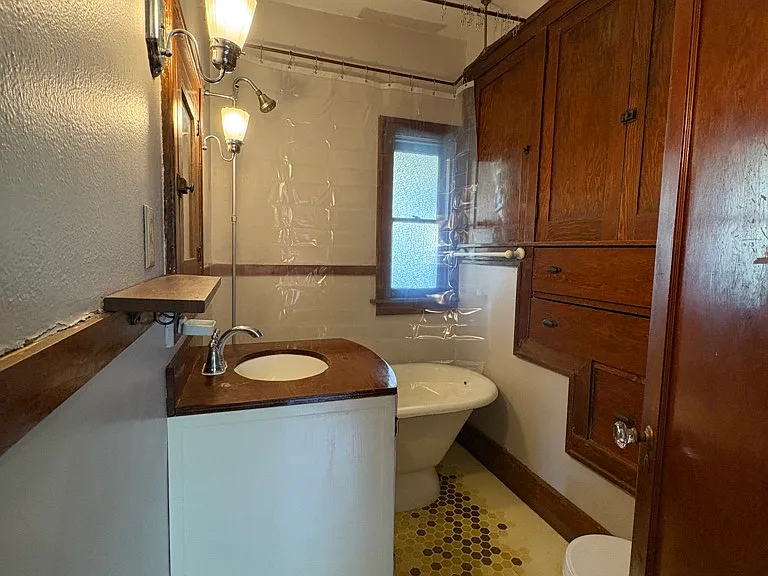 324 W Spruce St #328 — Photo 13