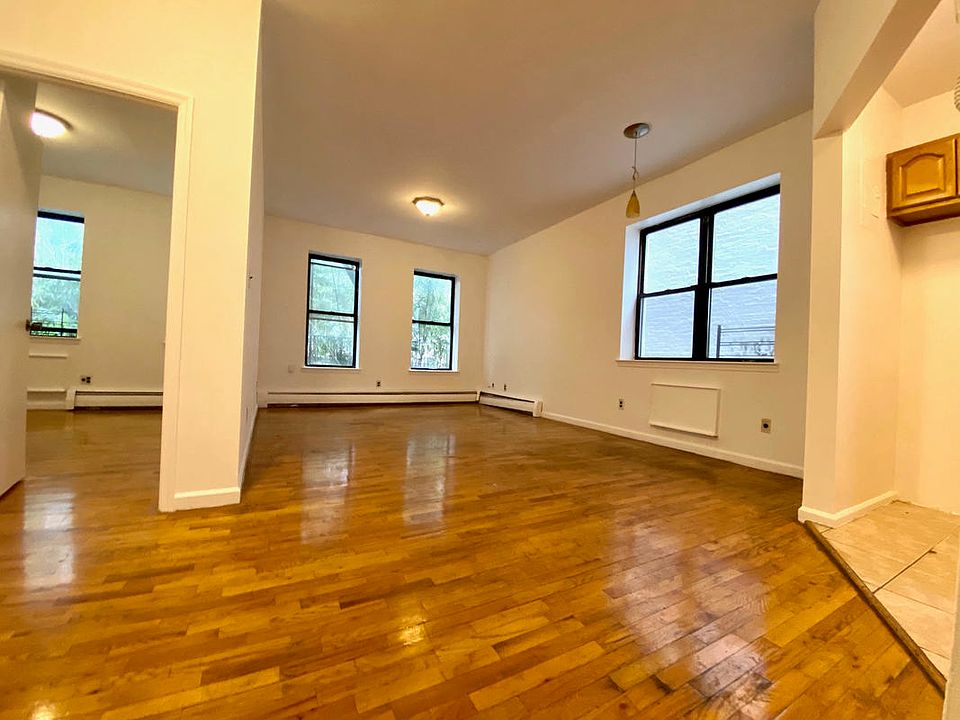 1st image of 117 15th St Floor 2