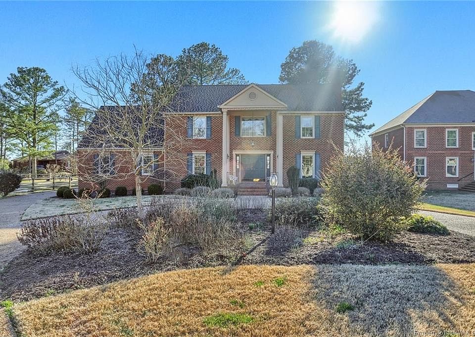 1st image of 704 Lipton Dr