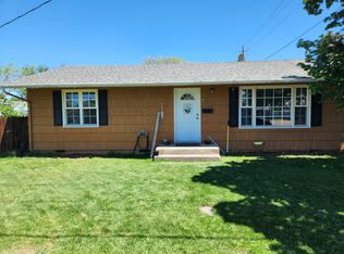 448 N 3rd St, Central Pt, OR