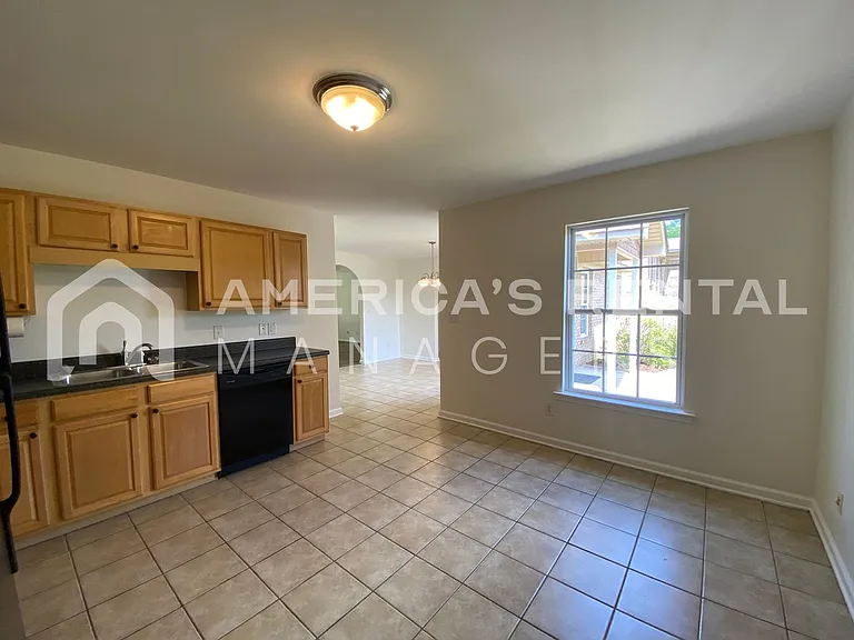 21880 Eastern Valley Rd — Photo 24