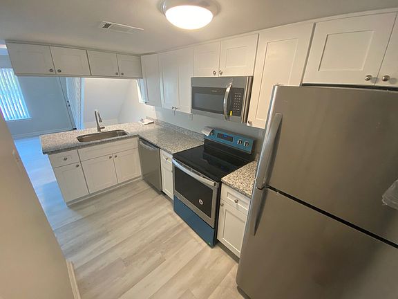 5th image of 307 Wilson Ave APT 15