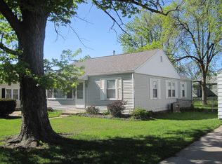 1015 E Tripp Ave, Peoria, IL