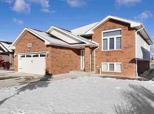 1118 Icewater Ave, Windsor, ON N8P1X4