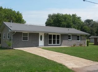 164 Gayle Ave, Lenoir City, TN 37771