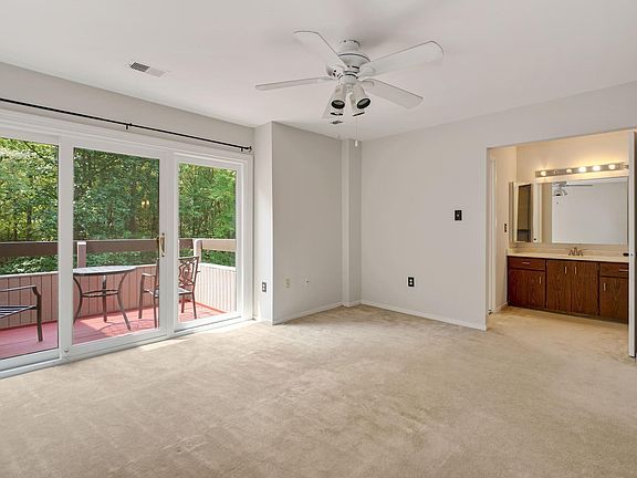 5th image of 3183 Eakin Park Ct