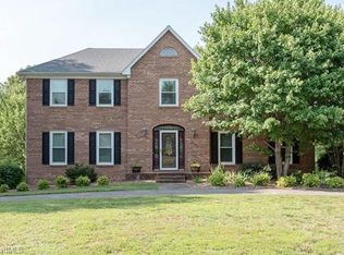 6901 August Dr, Clemmons, NC 27012