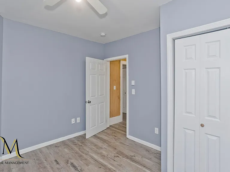 44-46 Ames Ave — Photo 11