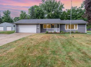 1644 Belmont Dr, Mount Pleasant, MI 48858