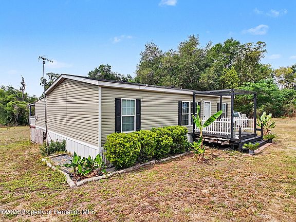 3rd image of 28402 Soaring Hawk Ln