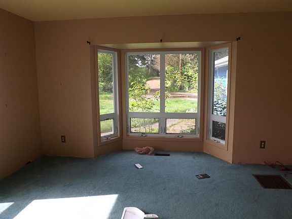 5th image of 1465 SE Marine Dr