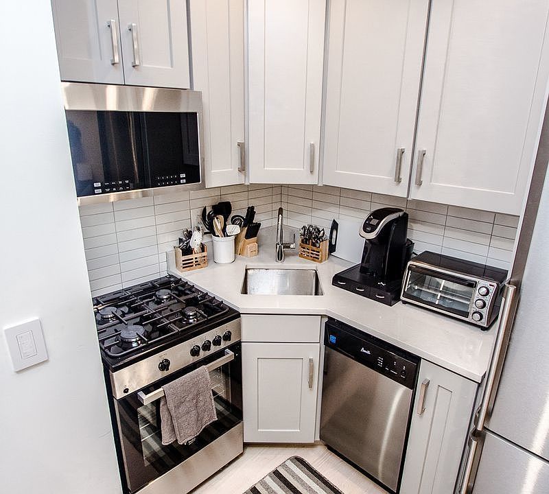 2nd image of 13 1st Ave #21