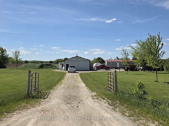 3rd image of 7793 Side Road 8 E