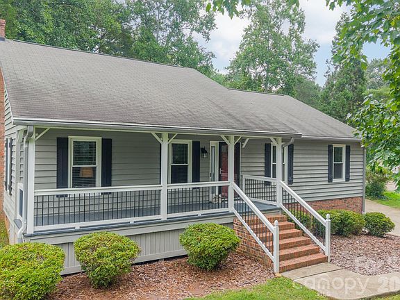 2nd image of 7400 Sample Rd