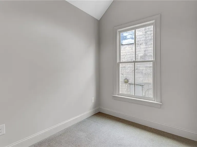 528 Bismark Rd NE — Photo 33