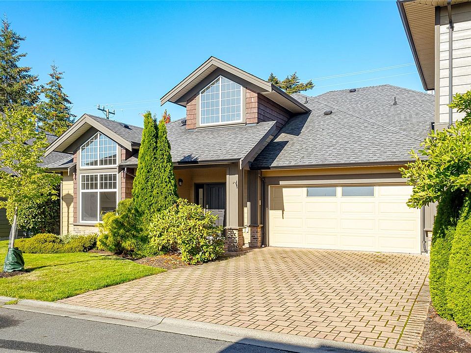 2229 Graduation Pl 14, Saanich, BC V8N 6W3 MLS 977392 Zillow