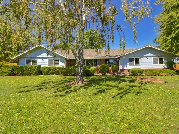 9322 Tavernor Rd, Wilton, CA 95693