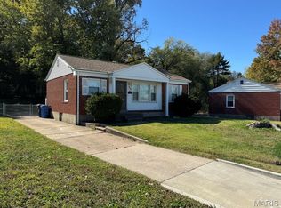 840 Pershall Rd, Florissant, MO 63031