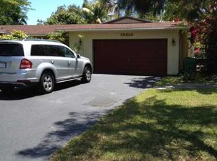 10810 SW 134th Ter, Miami, FL 33176