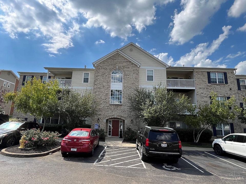 1st image of 5473 Michelles Oak Ct Unit E