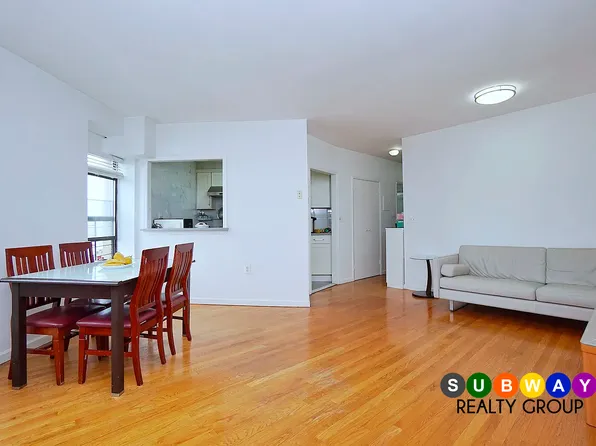 542 Dahill Road image 8 of 10