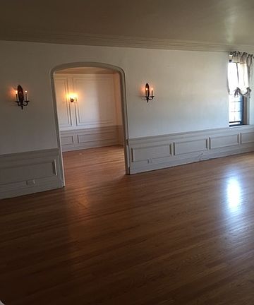 5th image of 6901 S Oglesby Ave APT 7B