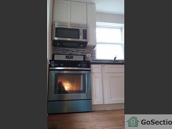 5th image of 9030 S Blackstone Ave
