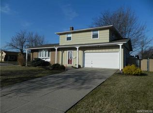 4 Empress Ave, Amherst, NY 14226