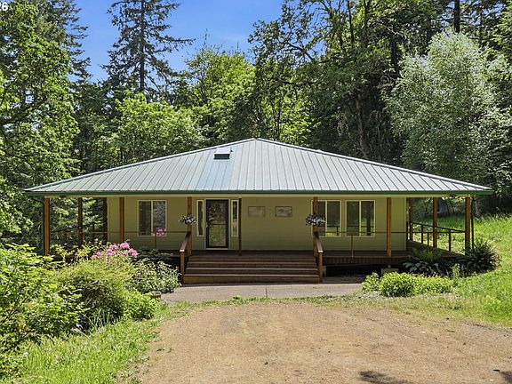 2nd image of 47980 SW Chanterelle Dr