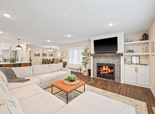 25 Waseca Ave, Tonka Bay, MN 55331