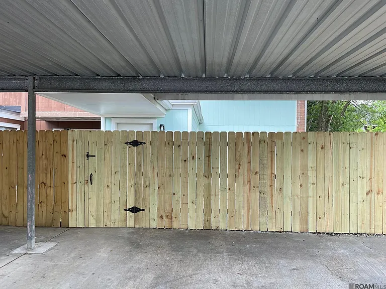 2122 Stonehenge Ave — Photo 11