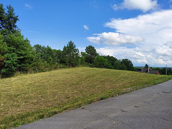 3rd image of 102 Falling Cliff Dr #102