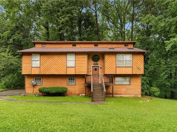 1822 Oriole Trl, Lithia Springs, GA 30122
