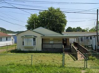 308 4th St, Huntington, WV 25705